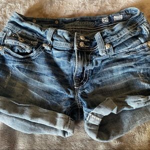 Women’s Miss Me Shorts size 29